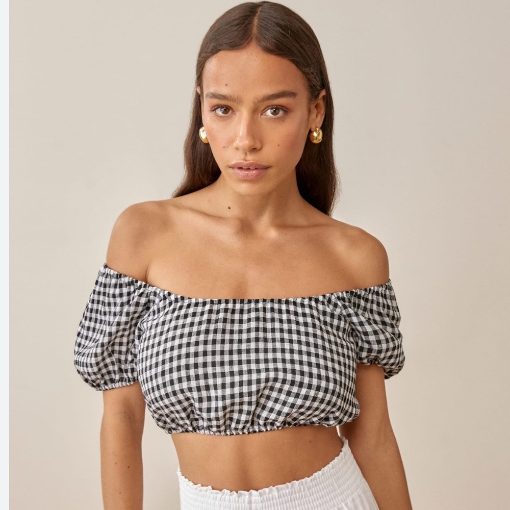 Reformation Scallop Linen Crop Top in Gingham